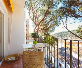 Tamariu Roca Rubia 1- cozy terrace and balcony with views of the seavilla