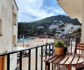 Spacious Seafront Apartment on the Boulevard - beach views- Tamariu Beach 1