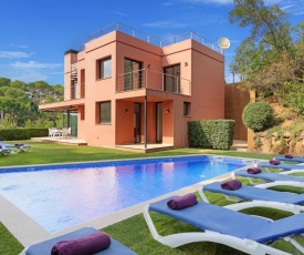 Tamariu Villa Sleeps 8 Pool Air Con
