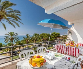 Beautiful apartment in Miami Platja with 2 Bedrooms and WiFi