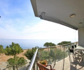 Castell-Platja d'Aro Apartment Sleeps 6 WiFi