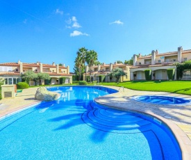Las Brisas I - ONLY FAMILIES