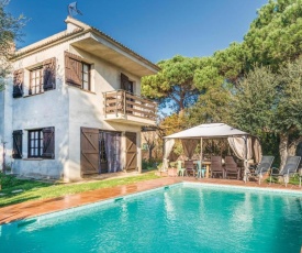 Beautiful home in Vidreres with 5 Bedrooms, WiFi and Outdoor swimming pool