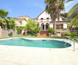 LUXURY FAR hlclub VILLA HUTB-38674 CRISTOFAR