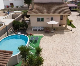 Susana - Casa con piscina privada y cerca del río Ebro
