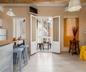 FridaysFlats, Retro Chic - Experience the charm of Poble Sec