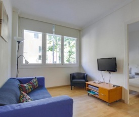 Cozy 2 Bedroom next to Arc de Triomf
