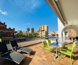APARTAMENTOS AQUARIUM (1C). BIG TERRACE.