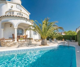 Amazing home in LAmetlla de Mar with 3 Bedrooms, Outdoor swimming pool and Swimming pool