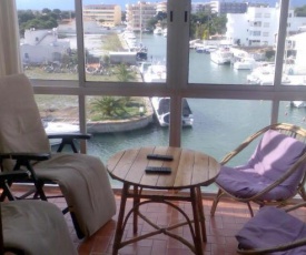 ROSES NAUTIC, estudio loft a 300 m de la playa,vistas espectaculares