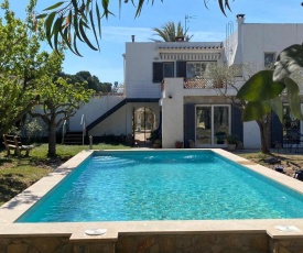 Gran Villa con jardín y 2 piscinas a 50 metros del mar