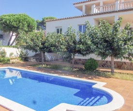 Spacious Holiday Home in L Escala with Swimming Pool