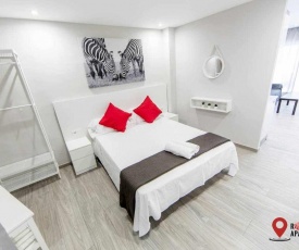 Roses Apartments Red Loft vista mar lateral