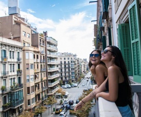 Sant Jordi Hostels Rock Palace