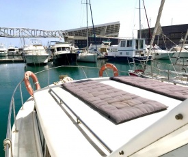 BoatsBreakfast Yacht Barcelona