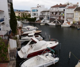Apartamento con bonitas vistas al canal ref 337