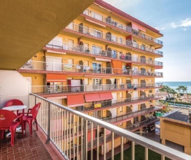 Nice apartment in Malgrat de Mar with 2 Bedrooms, WiFi and Outdoor swimming pool